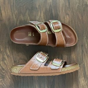 Arizona Big Buckle Rivet Logo Birkenstocks